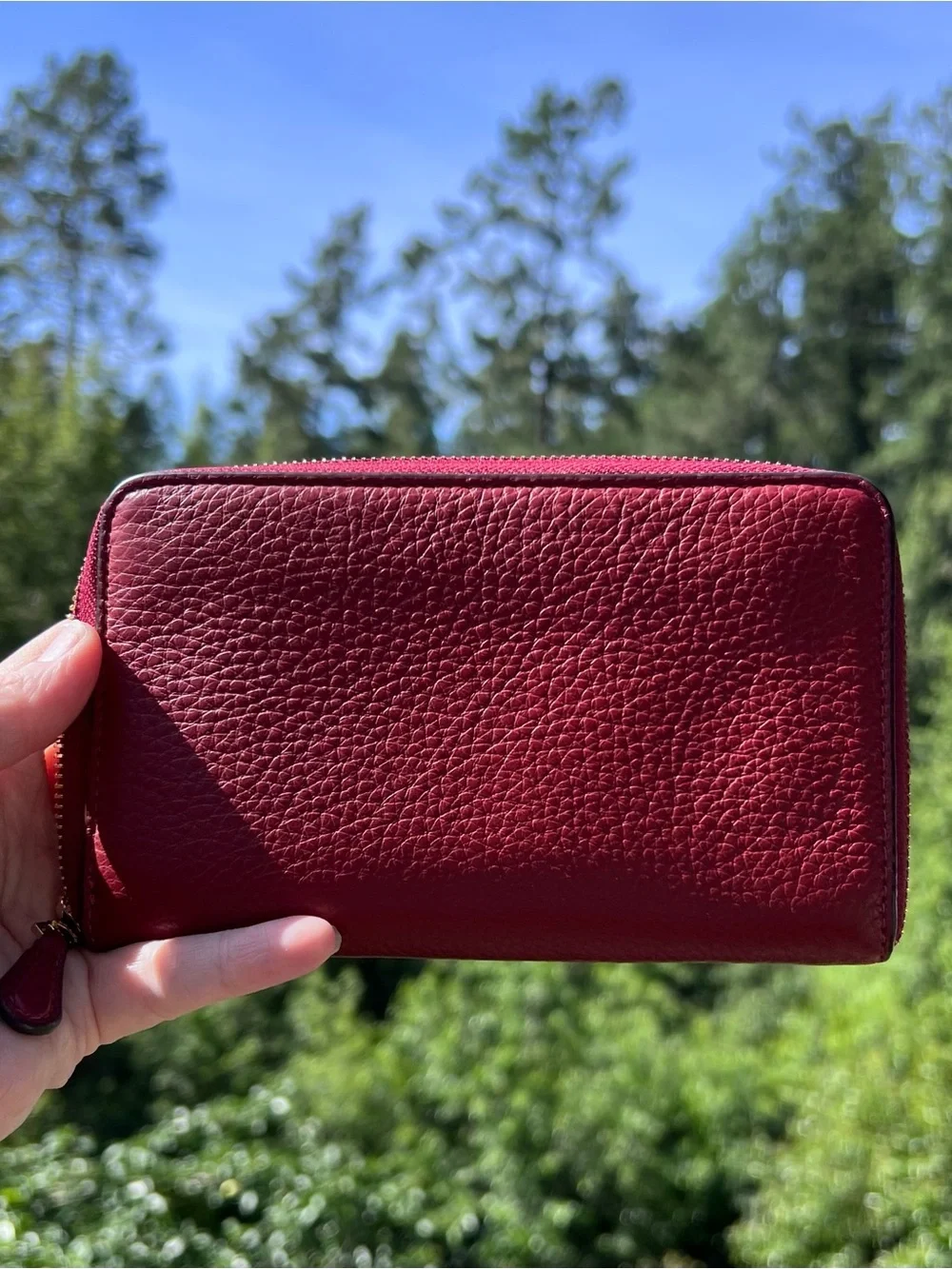 COACH Women's Medium Id Zip-Around Wallet Burgundy Pebbled Leather